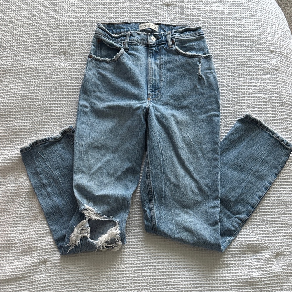 Abercrombie & Fitch 90’s Straight Ultra High Rise Curve Love Jeans Size 27/4L